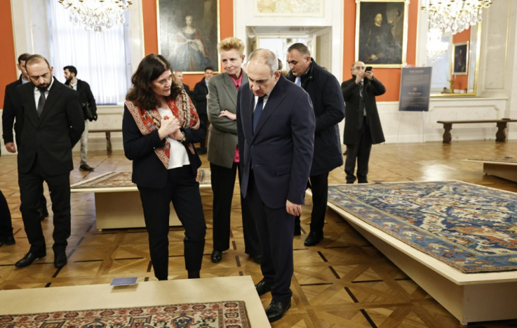 Հայկական բացառիկ գորգեր՝ Վարշավայի թագավորական ամրոց-թանգարանում