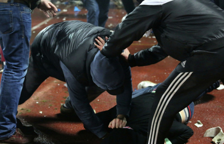 14-ամյա եղբայրները սուլելով անցնելու համար դիտողություն են արել 17-ամյա տղային. վեճը վերածվել է ծեծկռտուքի