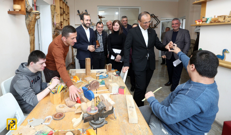 Արսեն Թորոսյանն այցելել է Խարբերդի մասնագիտացված մանկատուն