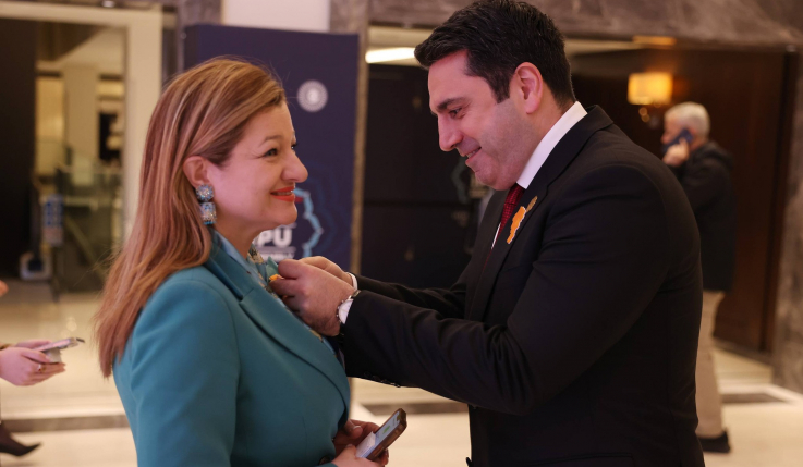 Շփումներ ունեցա Հունաստանի խորհրդարանի պատգամավոր Դիոնիսիա-Թեոդորա Ավգերինոպուլուի հետ. Ալեն Սիմոնյան