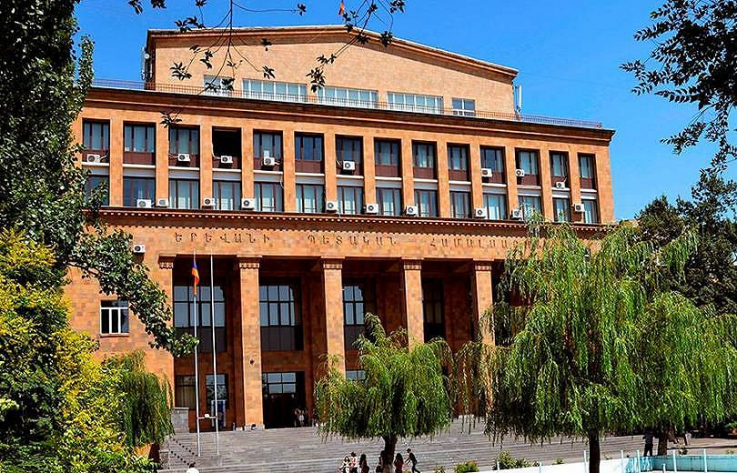 Քաղաքական հաշվեհարդար չկա․ ինչու են ԵՊՀ-ում ամբիոնները խոշորացվում