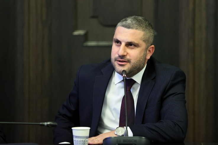 Արմեն Փամբուխչյանի Ճեպազրույցը