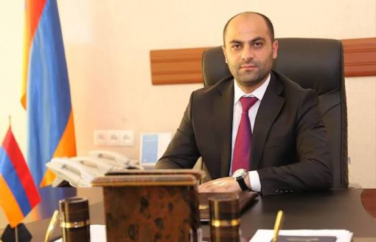 «Գոնե դուք վարչական ռեսուրսից պիտի չխոսեք. խնդրում եմ՝ ասեք, ձեր կինը որտե՞ղ է աշխատում». Կառլեն Մկրտչյան